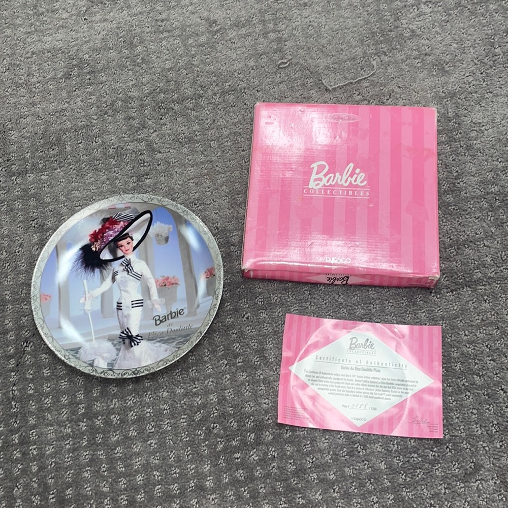 Barbie collectibles as Eliza Doolittle Plate 
8 1/4”